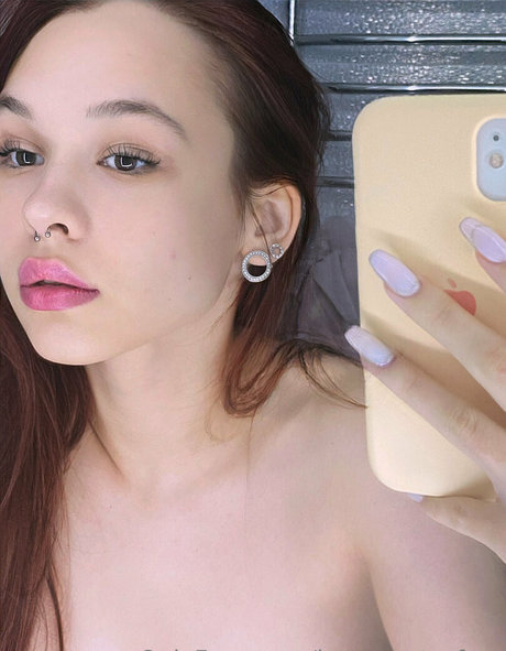 スキニーモデルオンリーファンズ パーフェクト ギャラリー