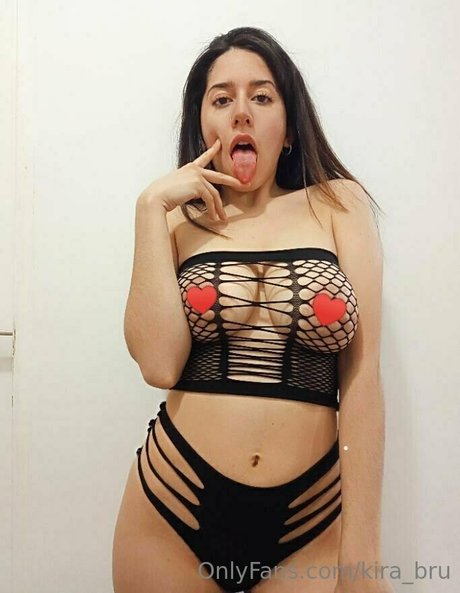 kira brunette1 女優 写真