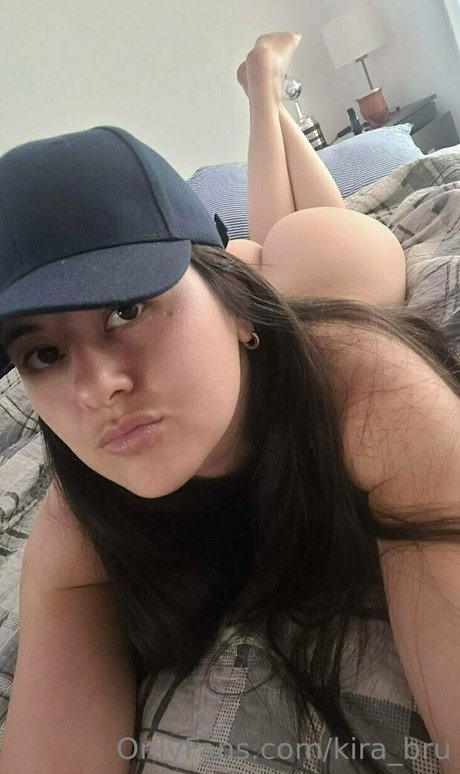 kira brunette1 ヌード女優 写真