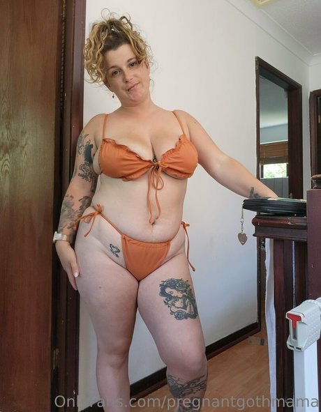 pregnantgothmama 完璧なモデル 画像