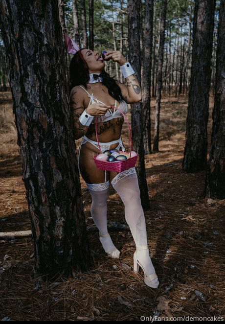 巨乳オナニーオンリーファンズ ポルノ 写真