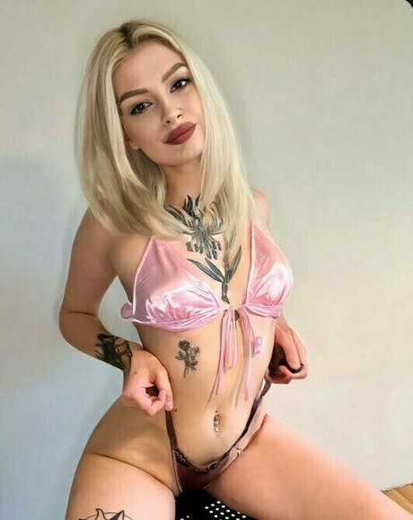 anna liana 最高のポルノスター 画像