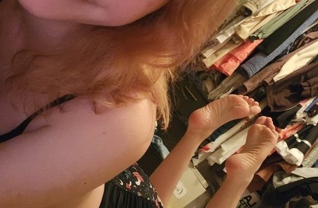 Bunimilk 裸のポルノスター 画像