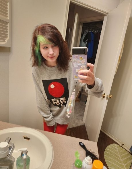 黒人ティーンのプッシーオンリーファンズ パーフェクト 写真