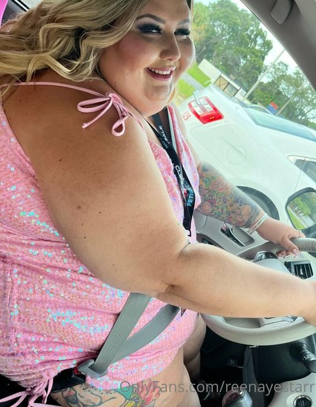 ベビーシッターオンリーファンズ ホットヌード ギャラリー