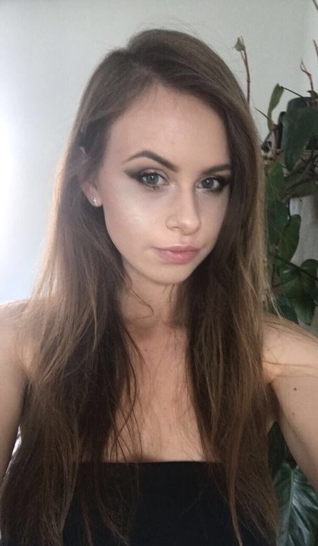 ランジェリーヌードオンリーファンズ セックス アーカイブ