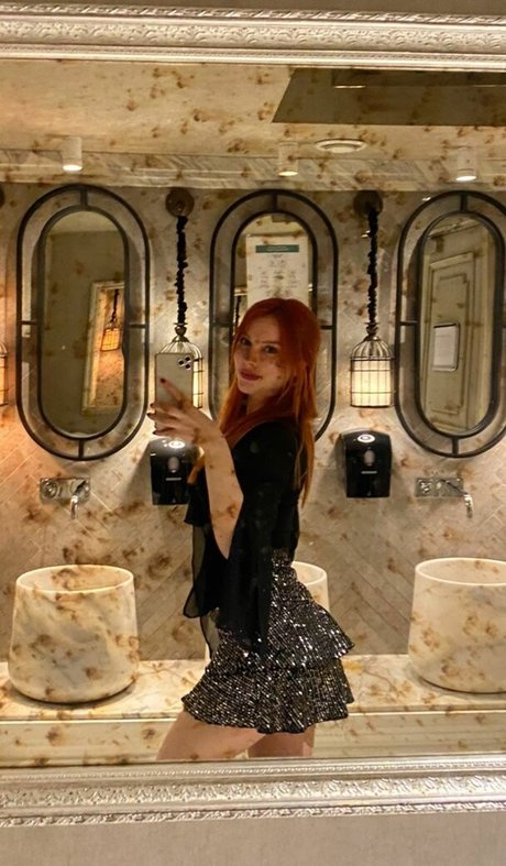 Aysennyuksel セックス女優 アーカイブ