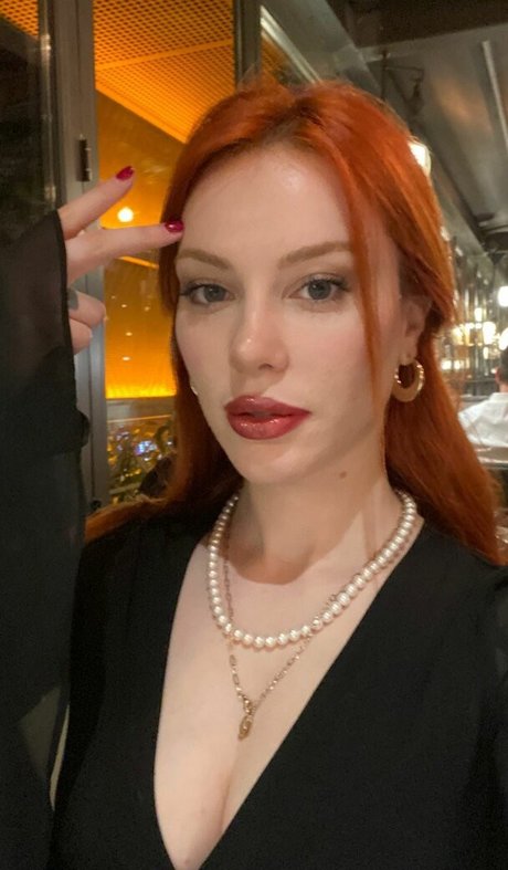 コスプレ フェムボーイ オンリーファンズ エロ 写真