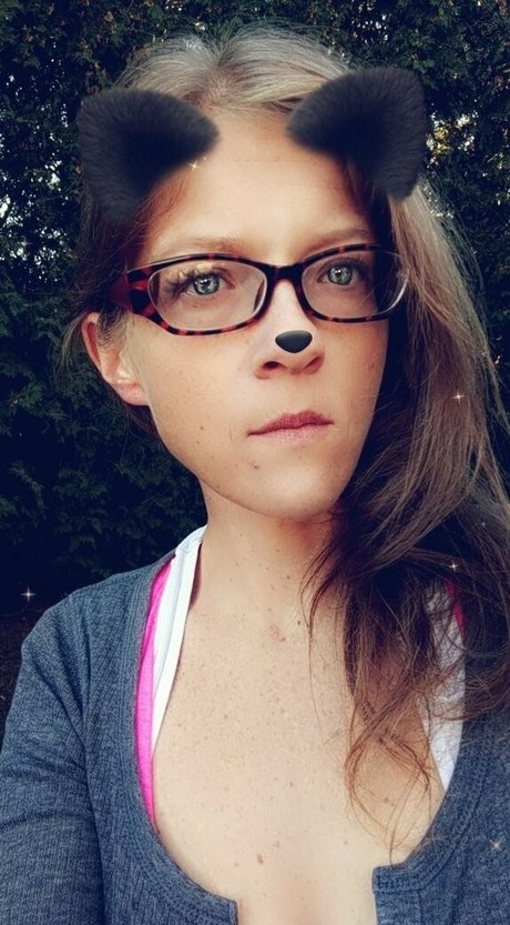 blueeyednerd71free ヌードモデル 画像