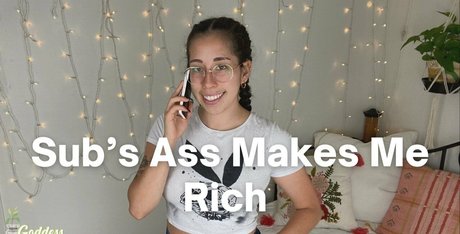 パンツを食い込ませるオンリーファンズ 美しい裸 写真