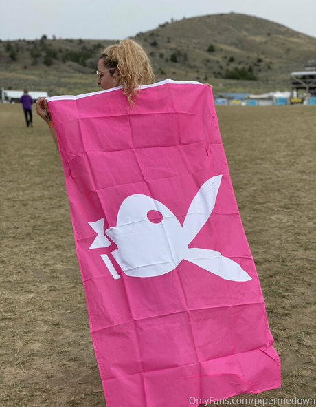 pipermedown ポルノスター ホット 写真