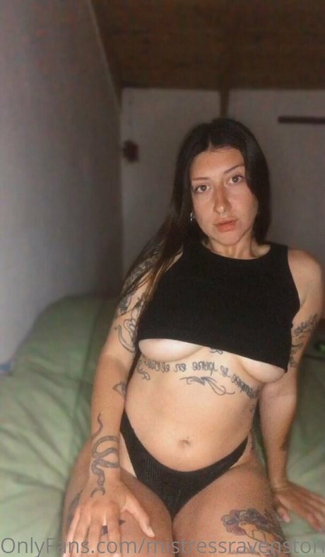 筋肉トランスオンリーファンズ 裸 写真