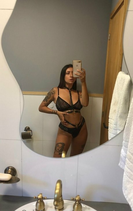 フラットオンリーファン 無料アダルト アーカイブ