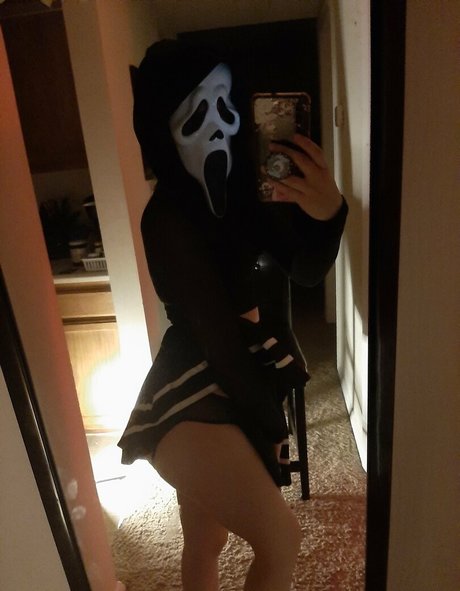 乳首 オンリーファンズ 無料 写真