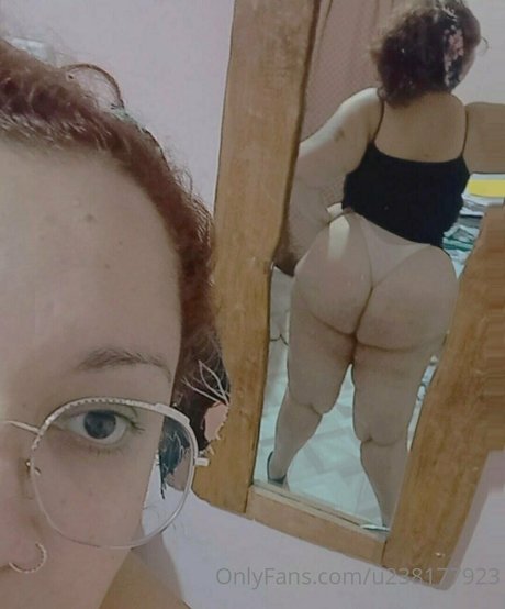 scarlett bbwhot プロフィール写真