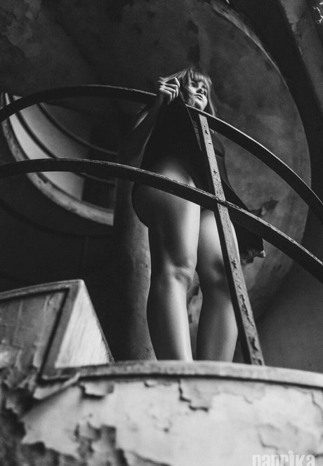 夏の無料オンリーファンズ xxx 写真