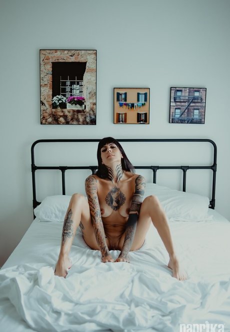 熟女の手コキオンリーファンズ 美しいポルノ 写真