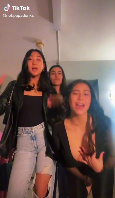 alex papadonker 素敵なスター 写真