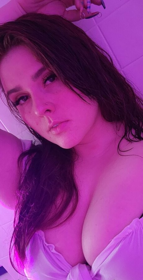 thott pockett ポルノスター エロティック 写真