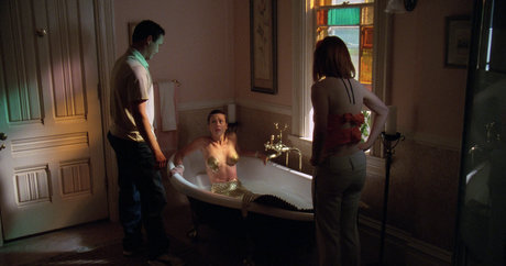 乳首 オンリーファンズ セクシーヌード 写真