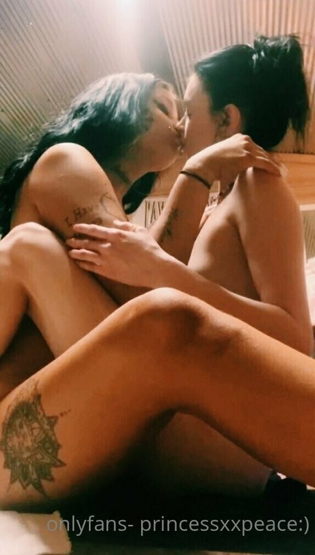 sexxmetalxbarbiex ポルノスター アーカイブ