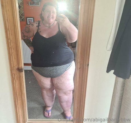 ティックトックスター オンリーファンズ ベスト 画像