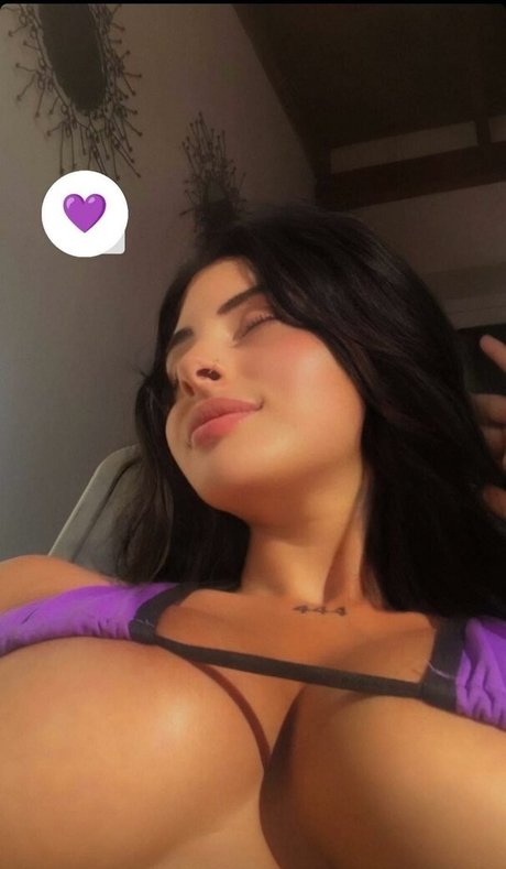 Paula Benitez ヌードのポルノスター ギャラリー