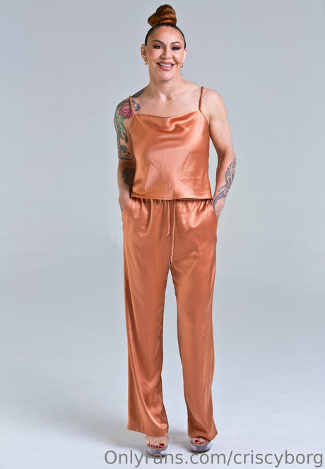 日本の熟女オンリーファンズ 無料ヌード ギャラリー