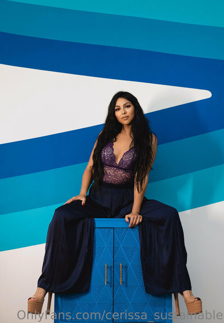 cerissa sustainable かわいいモデル 写真