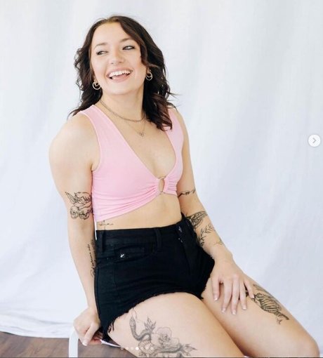 Finley Parker セックスモデル 画像