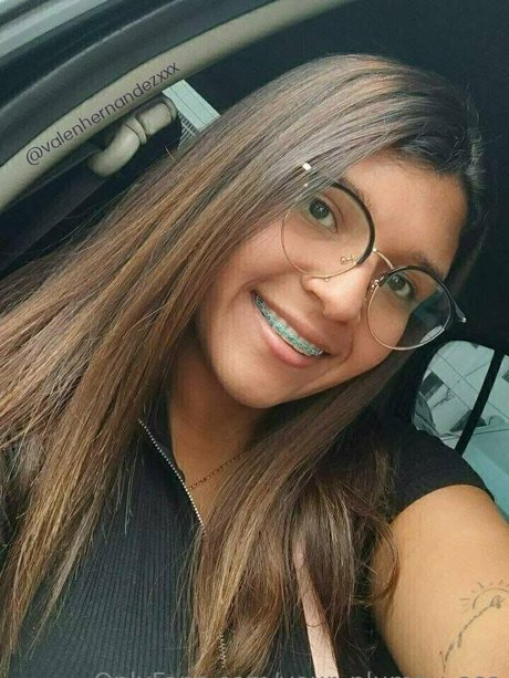 フィットネスガールズオンリーファンズ えろ 写真