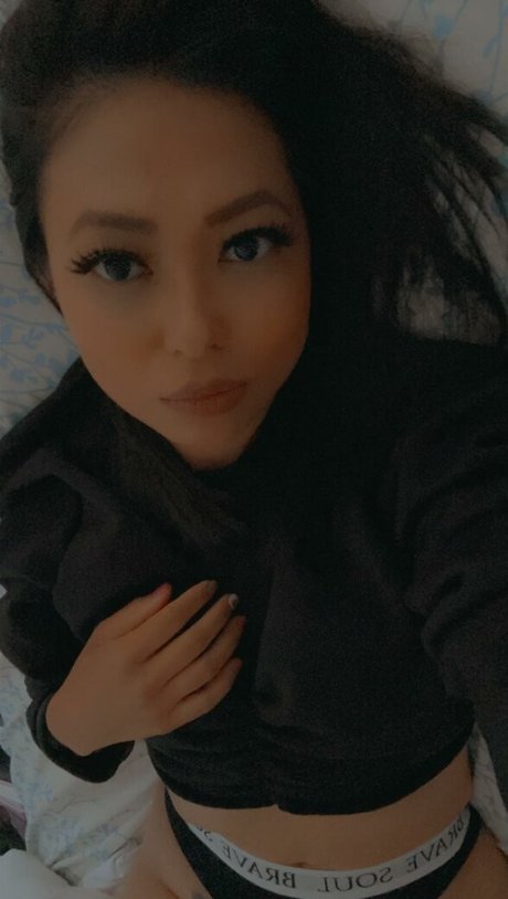 スキャンダルオンリーファンズ 無料アダルト 写真