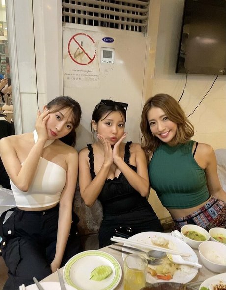 Rina Hashimoto エロティックなスター 画像