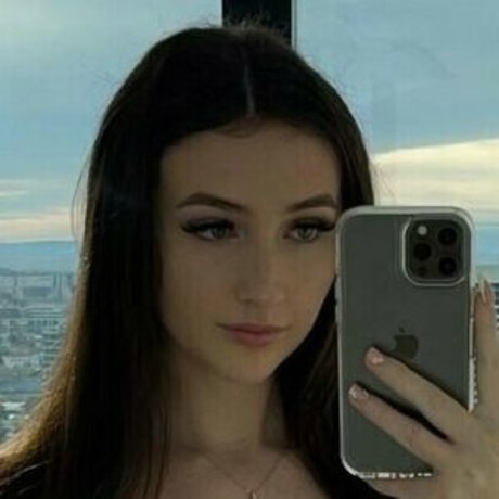 juicyalycia 最高のモデル 画像