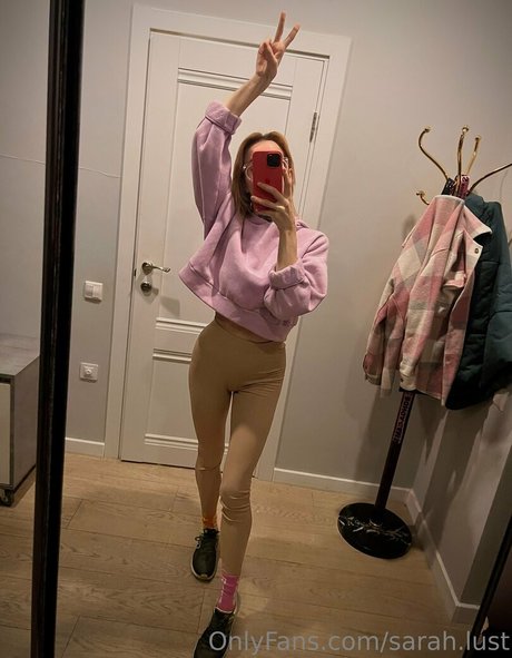 sarah lust ポルノスター HD 写真