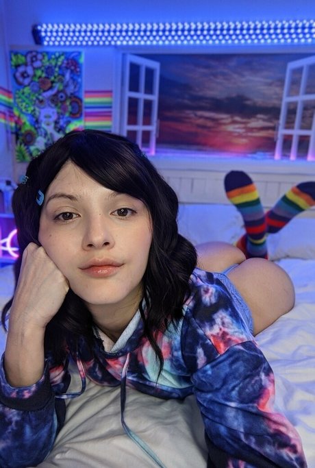 巨乳カップルオンリーファンズ ポルノ 写真