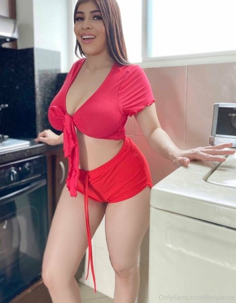 Lexyanne セクシーなスター 写真