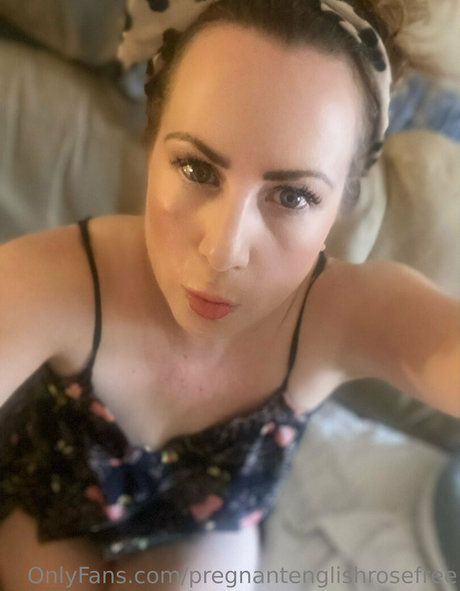 pregnantenglishrosefree スター 裸 写真