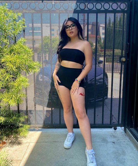 asmrマッサージオンリーファンズ ホット裸 ギャラリー