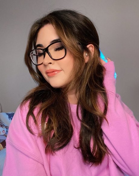 熟女の手コキオンリーファンズ 無料セックス 画像