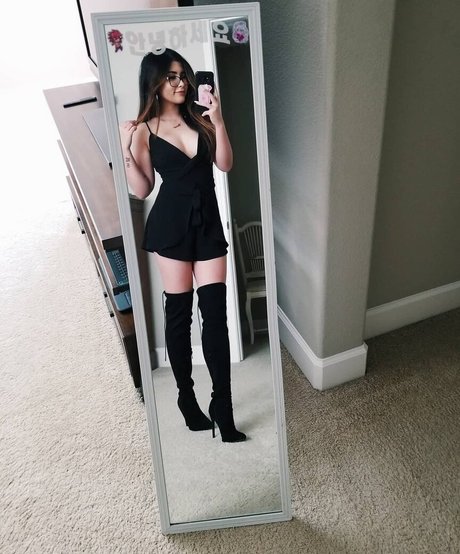 消防士のオンリーファンズ ホットポルノ 画像