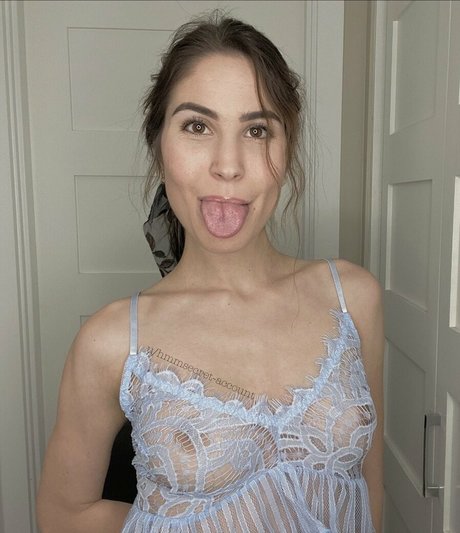 vadajade トップモデル 写真