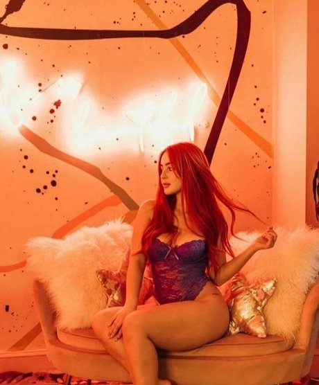 Nicolle Figueroa 素敵なモデル 写真