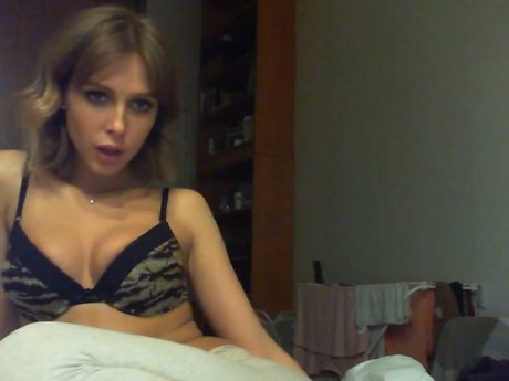 本物のオンリーファンズ 無料アダルト 写真