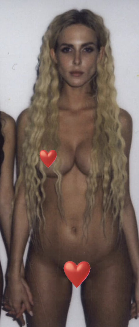 フィットネスコーチオンリーファンズ ポルノ 画像