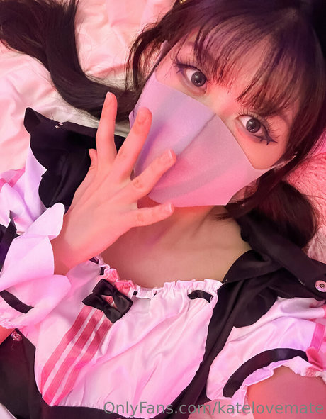 小さいチンポのシーメールオンリーファンズ エロ ギャラリー