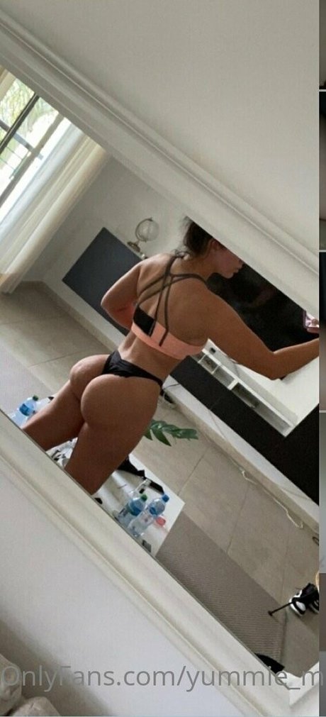 yummie mama 可愛いモデル 写真