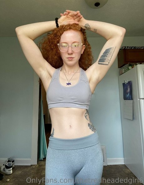 thatredheadedgirl6 エロティックなポルノスター ギャラリー