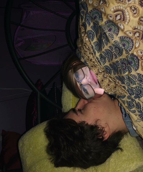 bubbablith エロティックなスター 画像