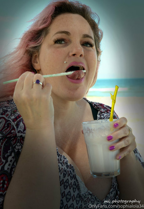 本物のヌードオンリーファンズ えろた 画像